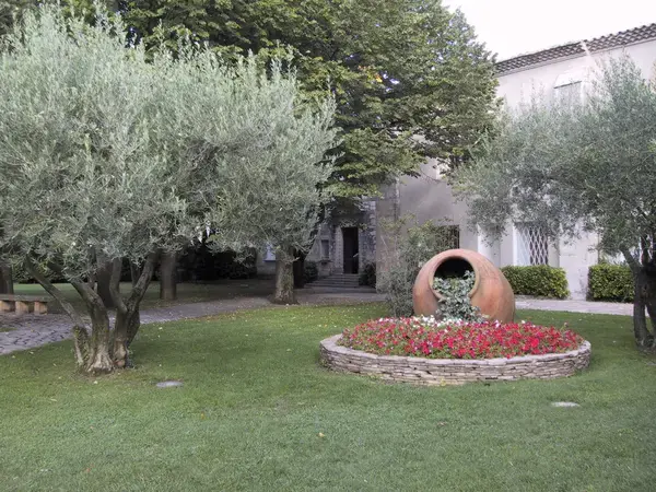 Borne de Recharge Maison Entreprise borne de recharge Garons