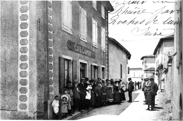 Borne de Recharge Maison Entreprise borne de recharge Saint-Clair-du-Rhône