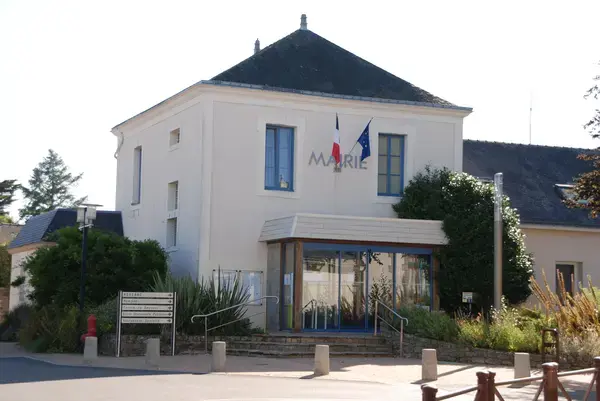 Borne de Recharge Maison Entreprise borne de recharge Saint-Lyphard